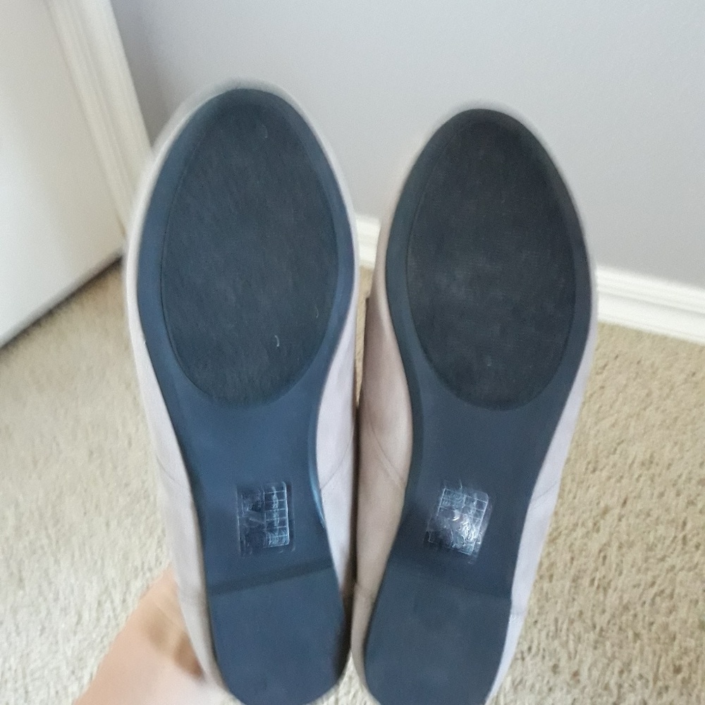 Forever 21 tan colored shoes